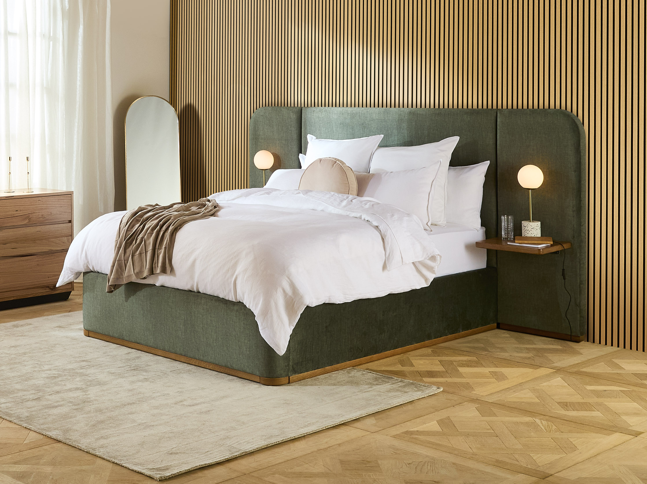 Bellagio Queen Bed Frame With Shelves