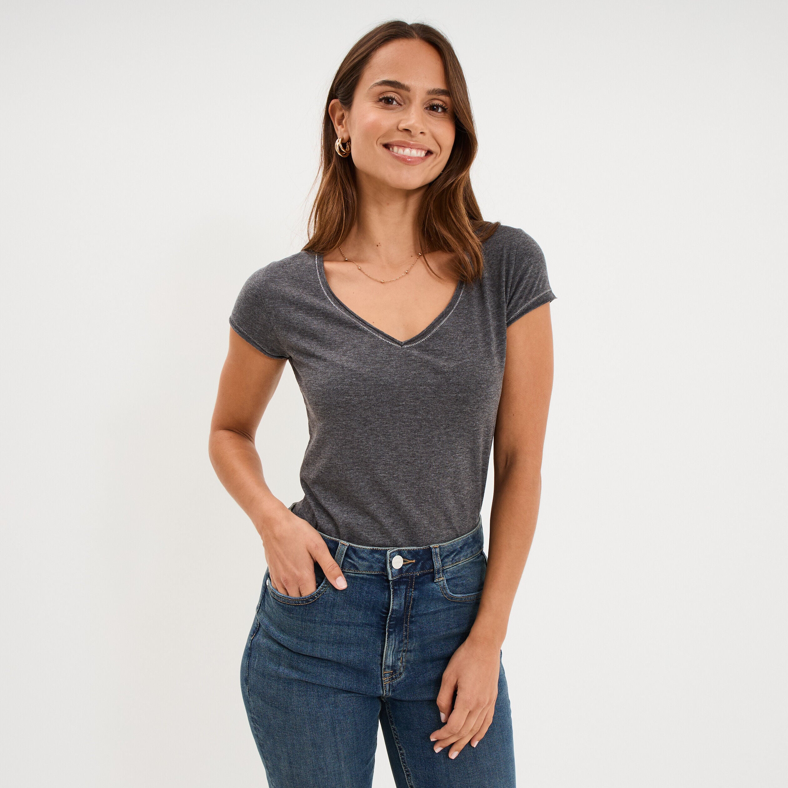 T-shirt manches courtes gris foncé femme