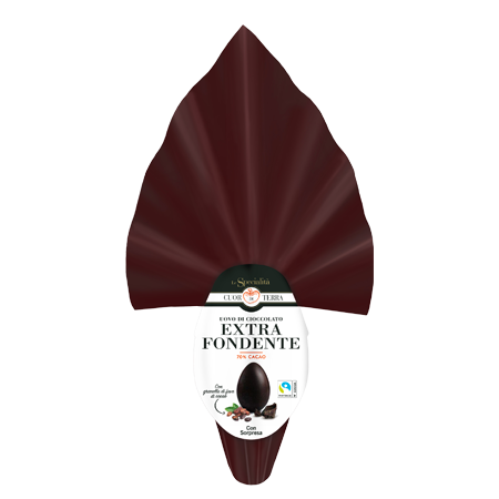 Uovo con fave di cacao